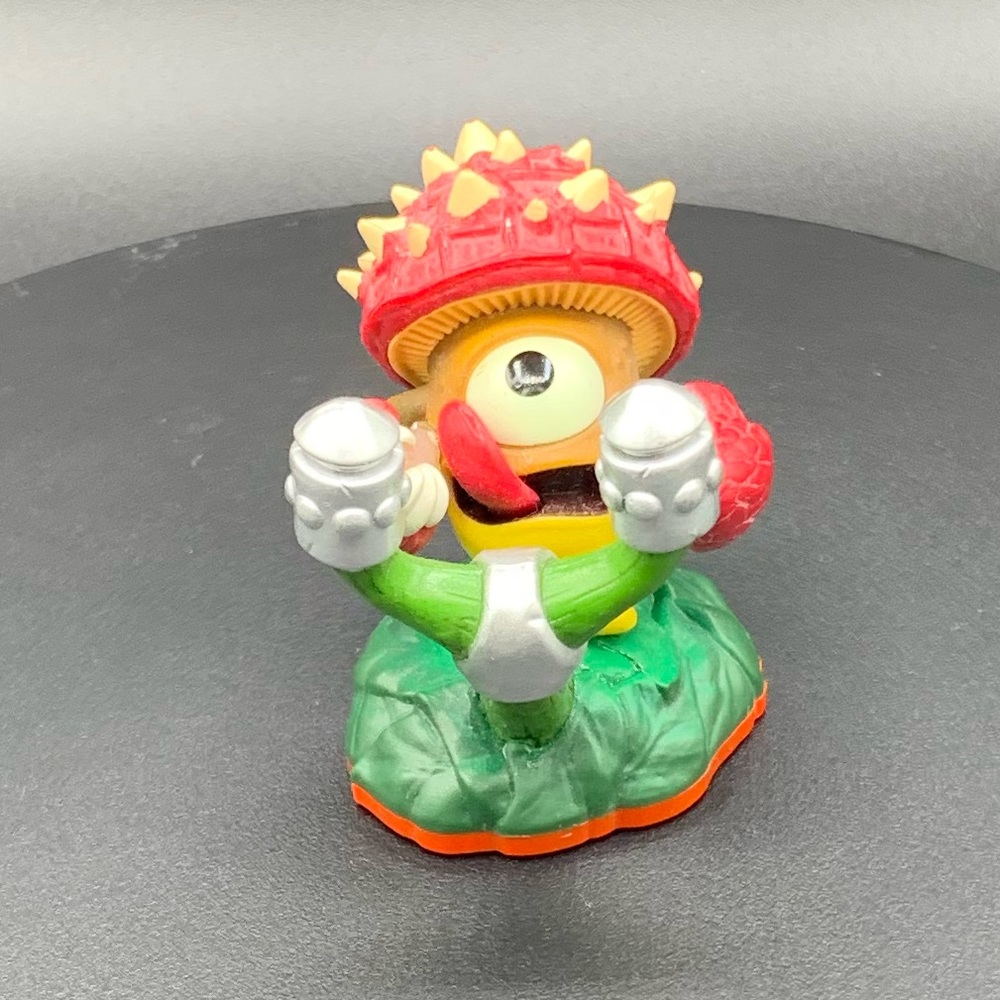 Skylander figurine